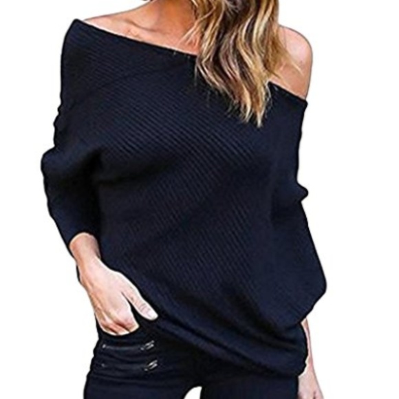 boutique Sweaters - ♥firm♥ Off-Shoulder Baggy Knit Sweater